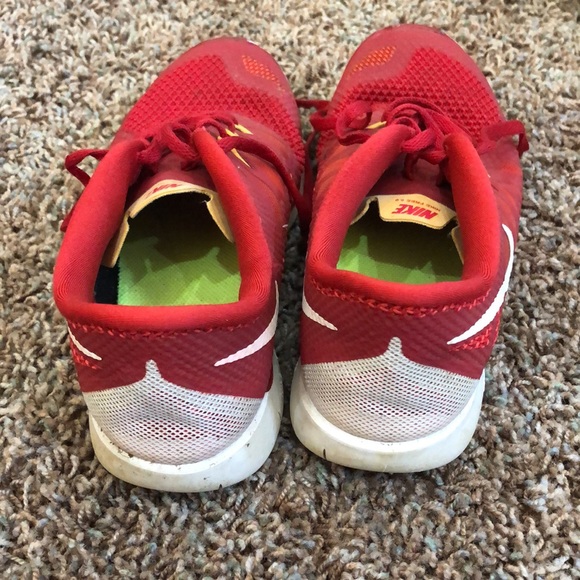 Nike Free 5.0,sneakers size 6Y Red w/orange - Picture 4 of 6